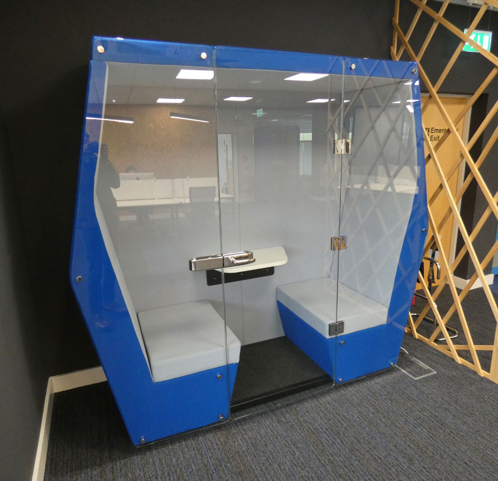 Bill-Meeting-Pod-7 Bill Meeting Pod 7