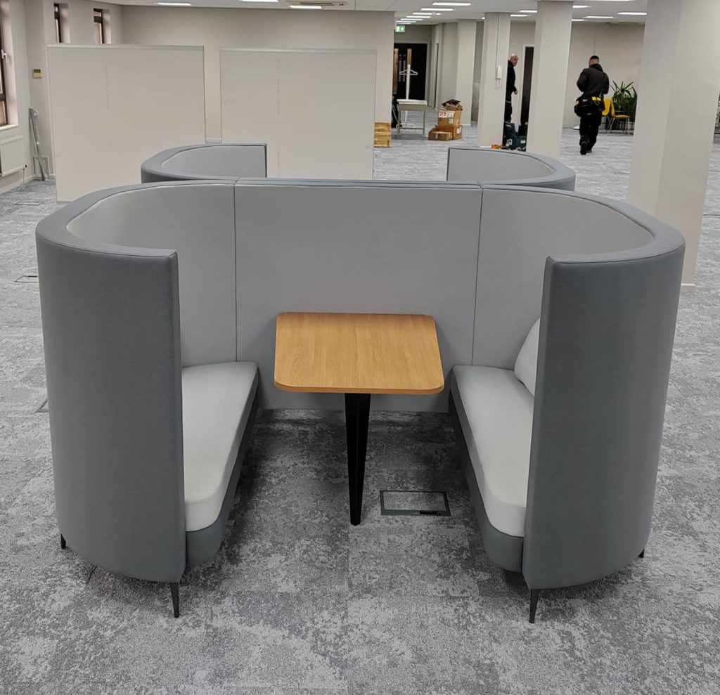 Delia Meeting Booth - My office pod