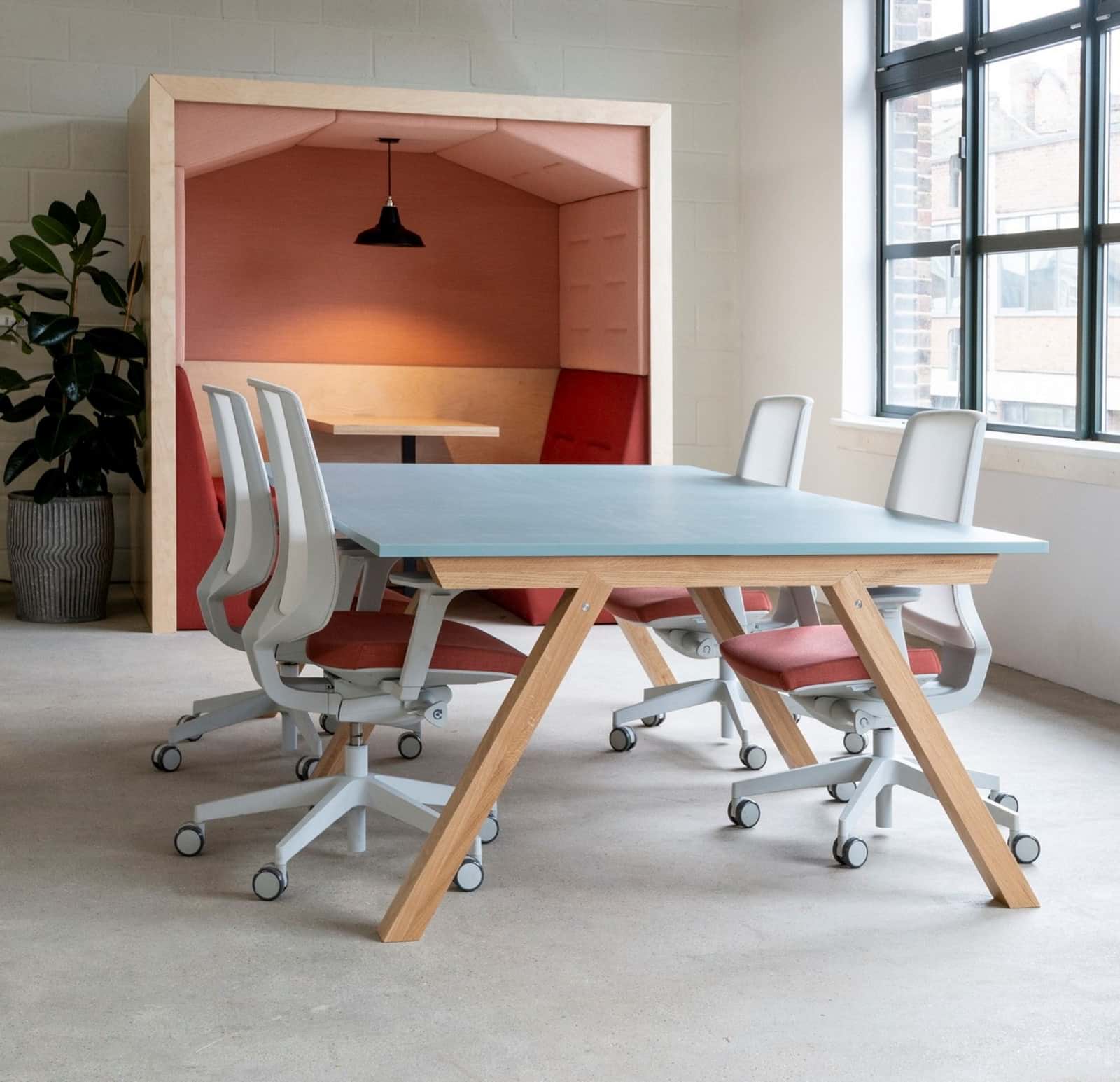 railway-carriage-booth_12 Meeting Booths | My Office Pod