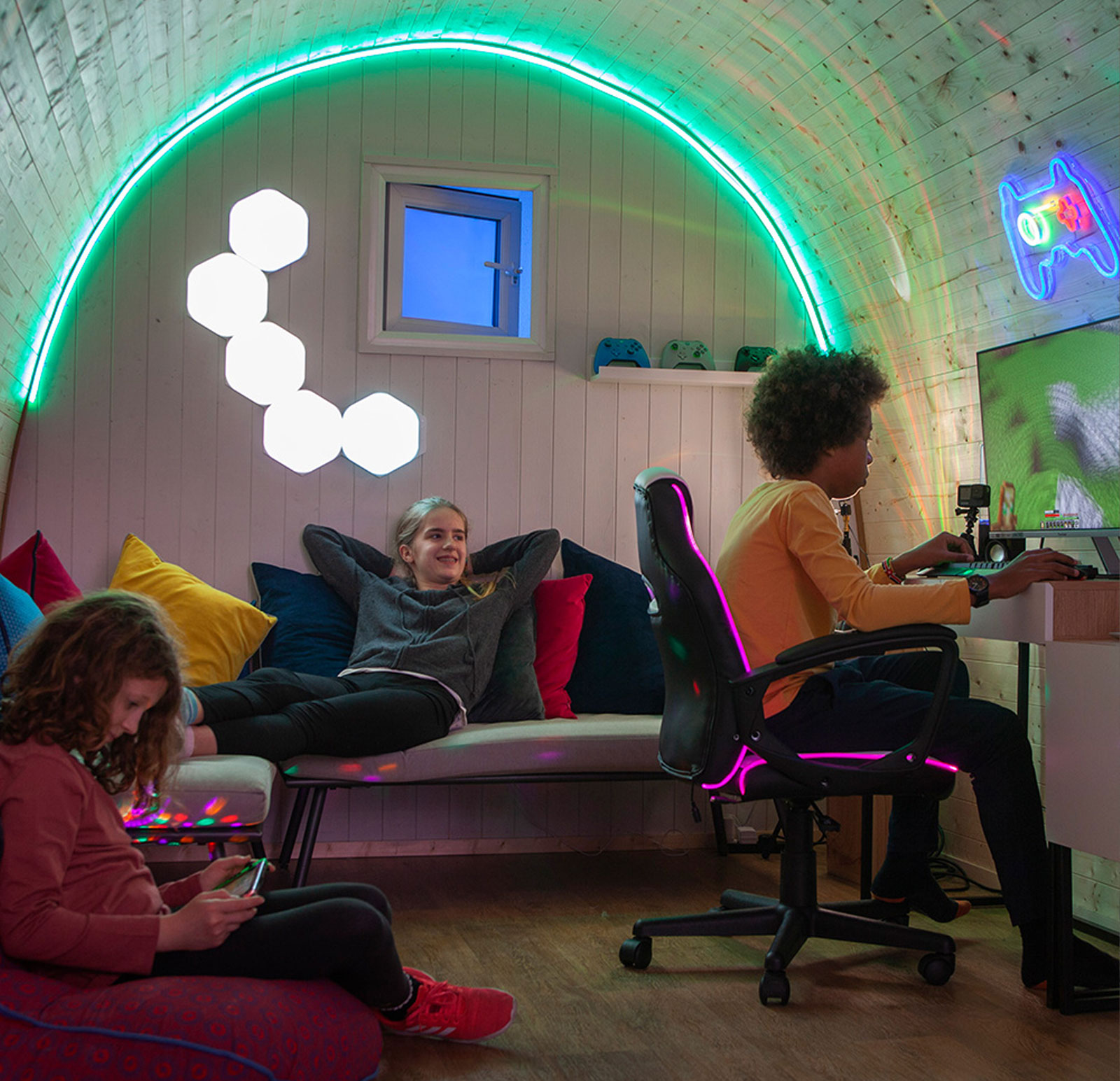 SkipjackTHUMBNAIL11 Outdoor Pods | My Office Pod