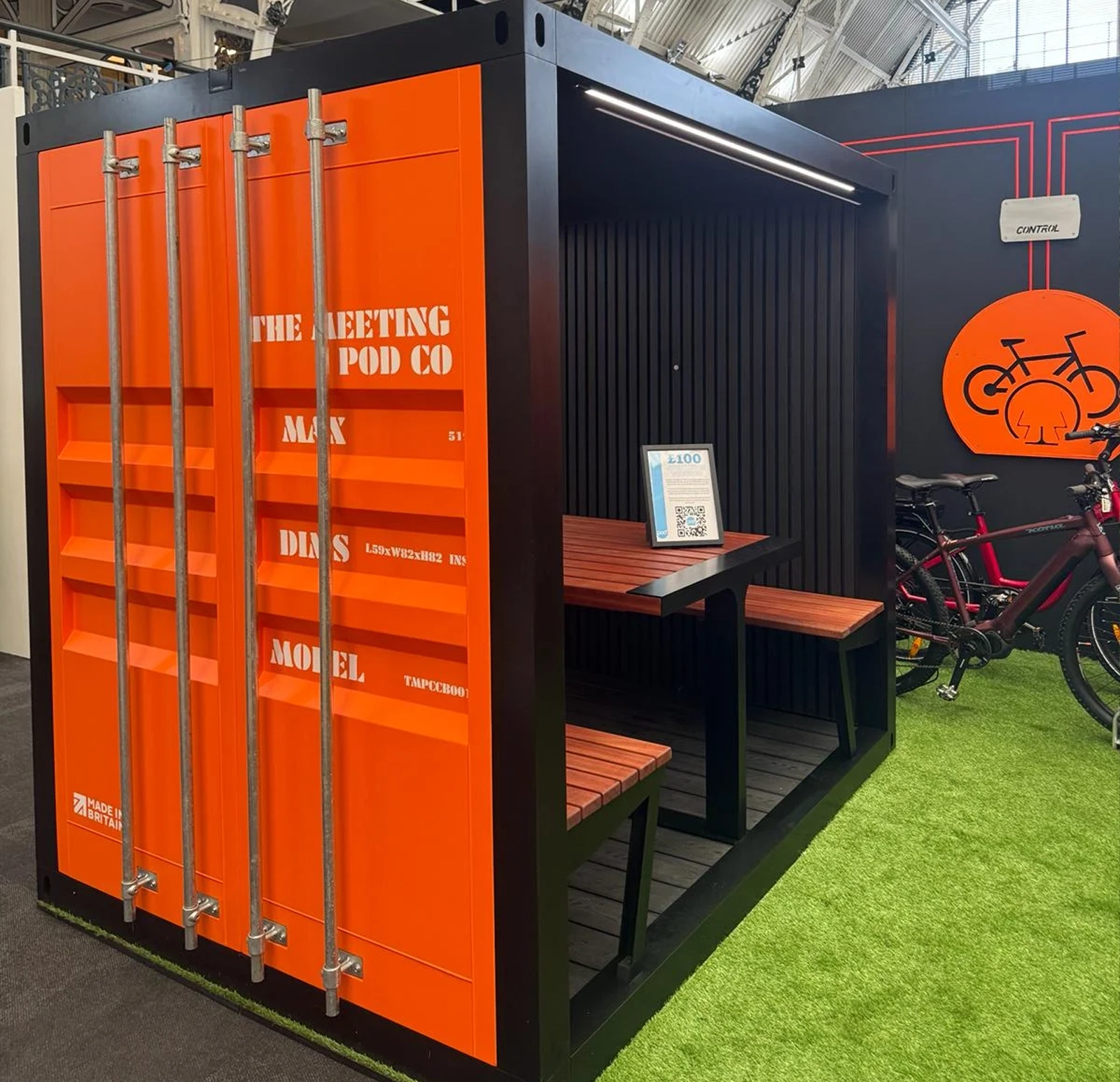 Outdoorcontainershack-2