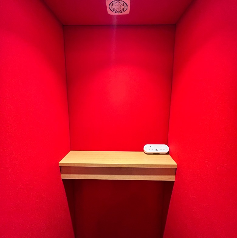 JDD Penelope Office Phone Booth Red - Second Hand Office Pods - My Office Pod15.38.43 (4)