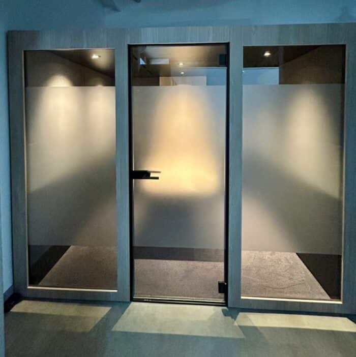 Used Silent Room Pod Large