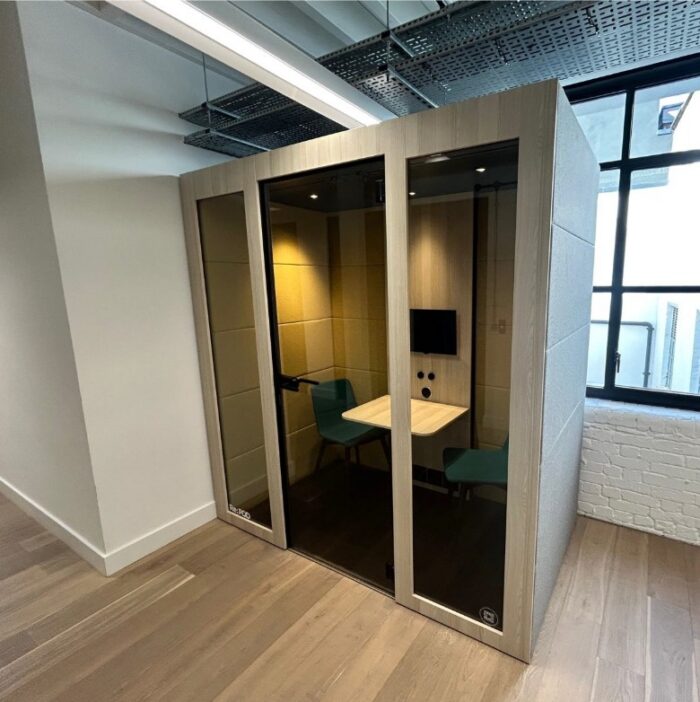 Used Silent Room Meeting Pod - Second Hand Meeting Pod - Second Hand Office Pods - My Office Pod - Exterior 2