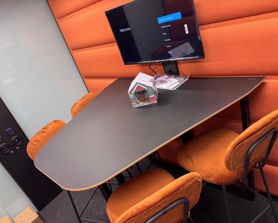 Catapult - Office Meeting Pods - My office pod