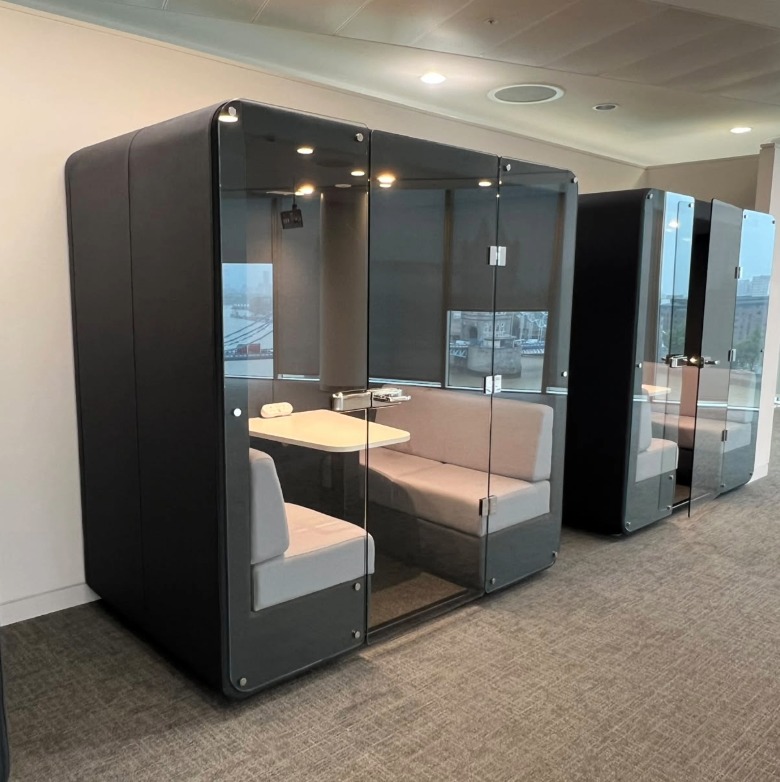 JDD Bob 4 Person Meeting Pod - Second Hand Office Pods - My Office Pod15.38.43 (7)